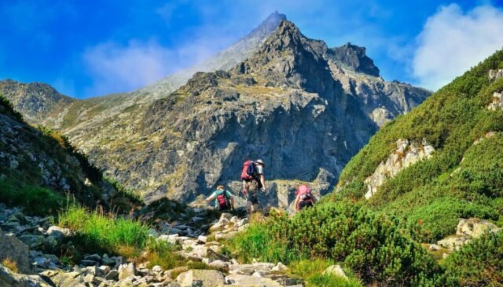 Vysoké tatry bojujú o prestížny titul. stali sa finalistom v ankete britského magazínu wanderlust