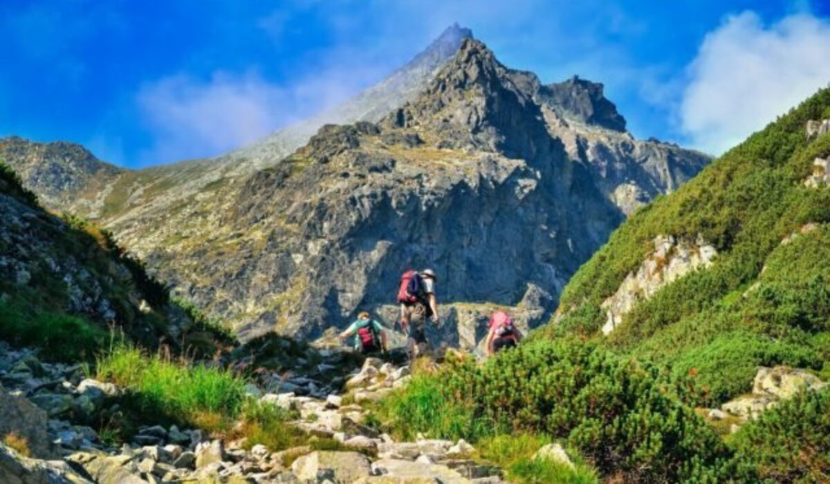 45812_gettyimages-1499803112-scaled-640x420.jpg Vysoké Tatry bojujú o prestížny titul. Stali sa finalistom v ankete britského magazínu Wanderlust