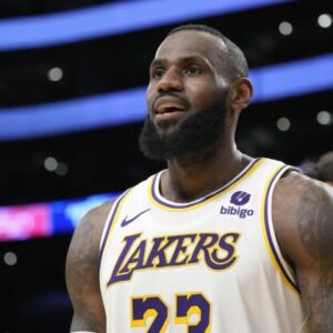 45831_nuggets_lakers_basketball_25614-scaled-1-640x420.jpg Koniec jednej éry, LeBron James opúšťa Lakers, mieri za novou výzvou