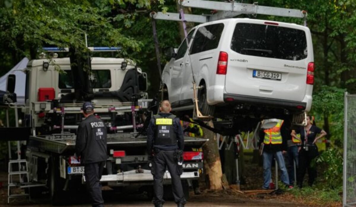 Útočník z Berlína sa pred smrtiacim útokom prihlásil k Islamskému štátu