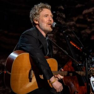 46126_obit_-_glen_hansard_74617-640x420.jpg Pri nehode na motocykli tragicky zahynul oscarový hudobník a herec Glen Hansard