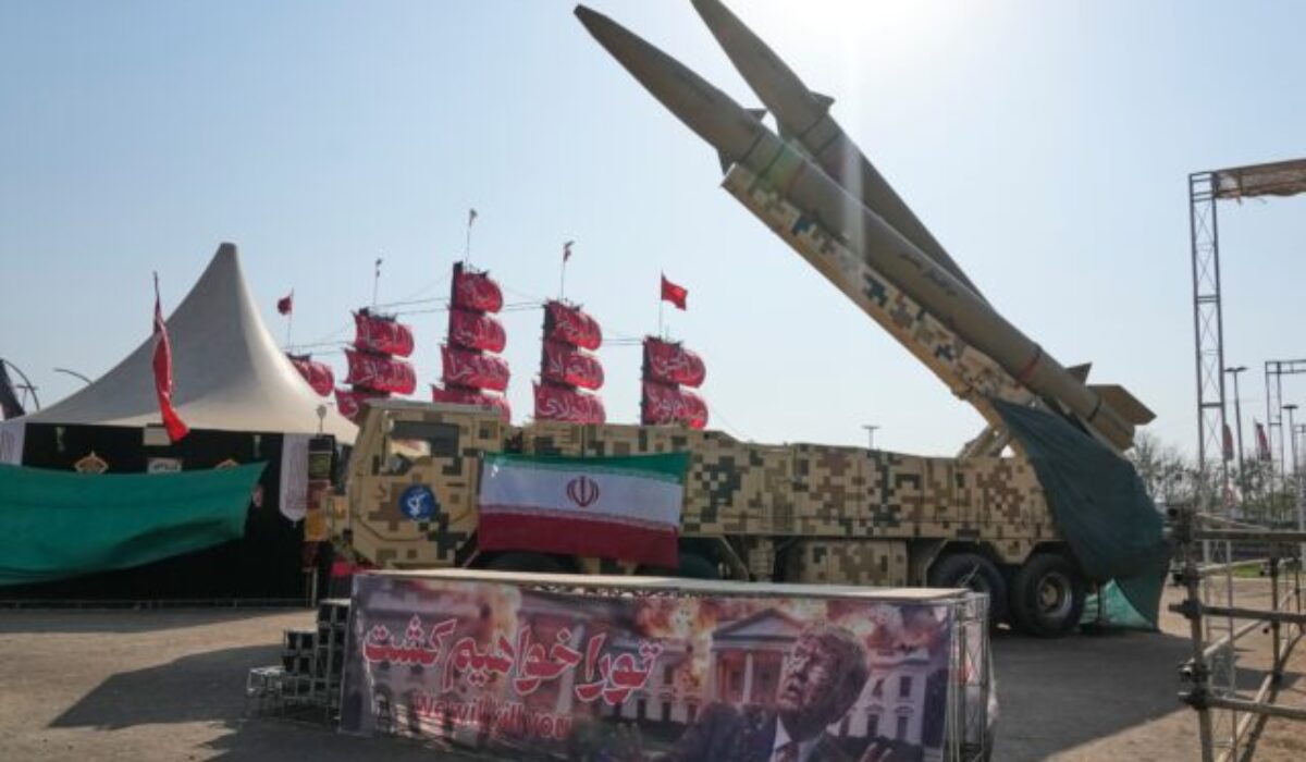 USA podnikli rozsiahle údery na Irán, konflikt sa opäť rozšíril do regiónu