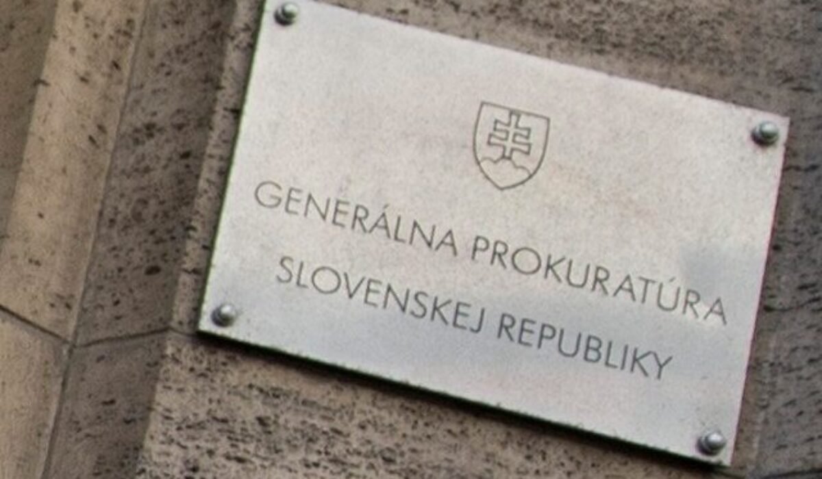 Počet stíhaných významných korupčných káuz poklesol, nevymizli však úplne