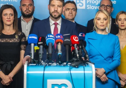 PS VARUJE: RUSI NÁM CHCÚ ROZVRÁTIŤ ZDRAVOTNÍCTVO AJ DOPRAVU!