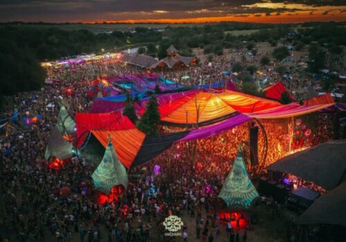 Svetoznámy festival zasiahla tragédia. Po dvoch úmrtiach oznámili organizátori predčasný koniec podujatia