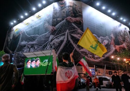Irán pohrozil susedom, že „zhasne celý Perzský záliv“, pripravil zoznam cieľov