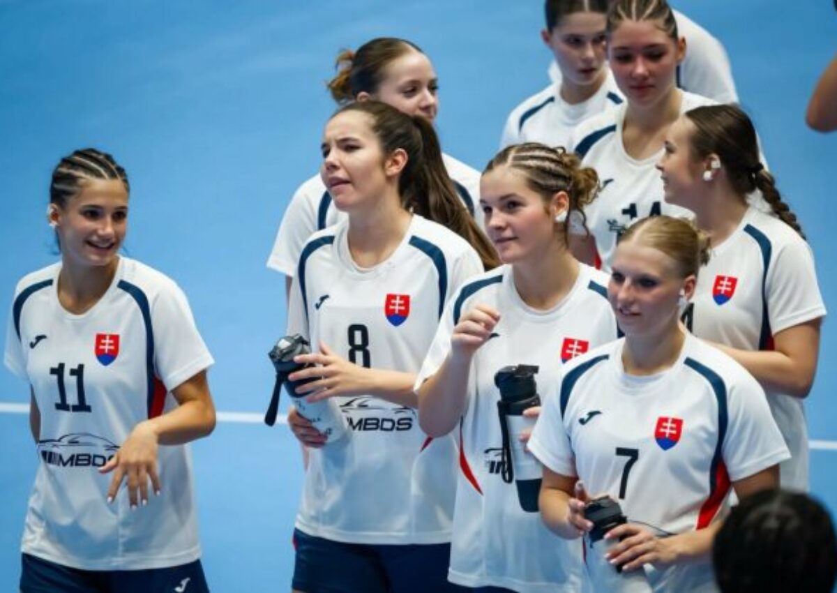 46897_slovenky_hadzana-640x420.jpg Slovenské kadetky prehrali so Švajčiarkami a skončili na 6. mieste. Nikdy neboli vyššie na MS