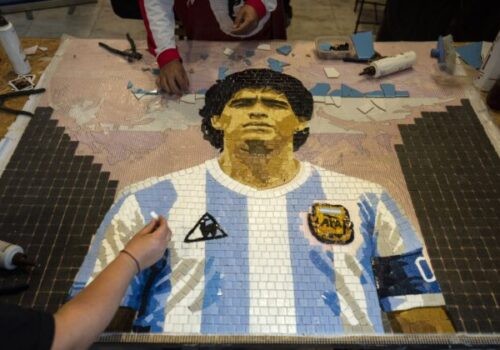 Lopta z Maradonovho Gólu storočia proti Anglicku je na predaj. Odhad je 10 miliónov USD
