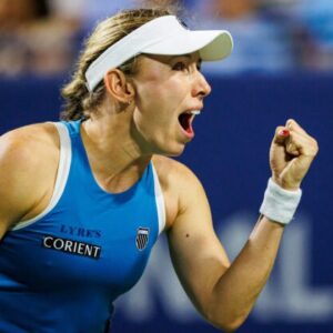 46953_toronto_tennis_28255-640x420.jpg Svetová ženská jednotka prehrala v Toronte už v osemfinále. S Ruskou žijúcou v Česku – VIDEO