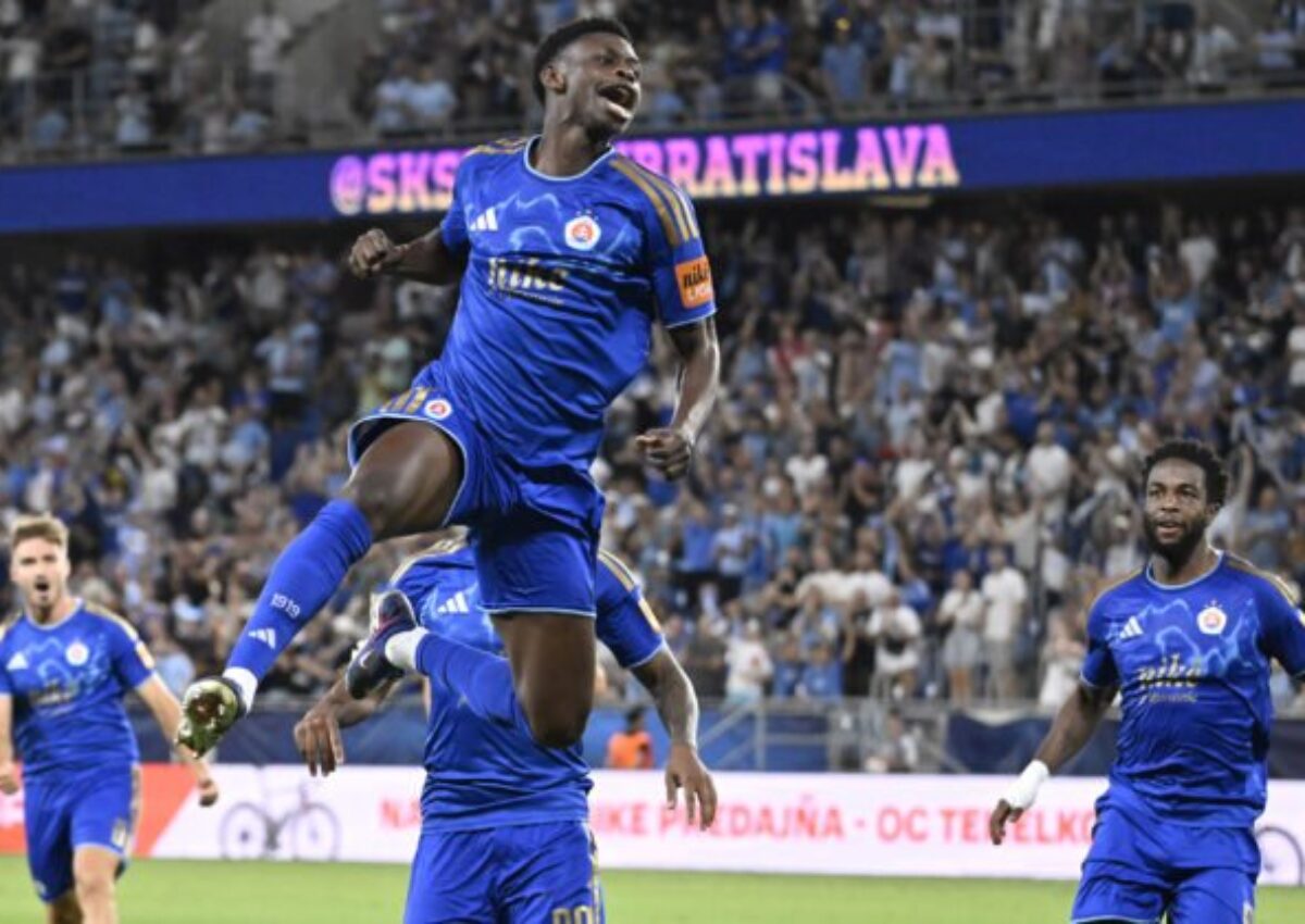 47135_camara-1-640x420.jpg Dva krásne góly a Slovan je v play-off o Ligu majstrov. Súpera sme do ničoho nepustili, chváli Takáč – VIDEO