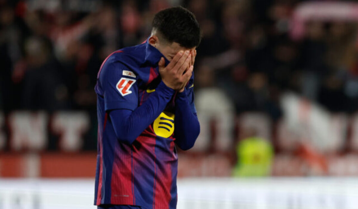 Mladý krídelník FC Barcelona si na tréningu poranil predný skrížený väz a čaká ho dlhá pauza