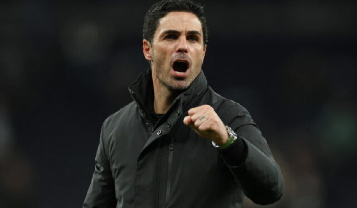 Arteta po emotívnej oslave gólu Lewisa-Skellyho nevylúčil odchod mladíka z Arsenalu