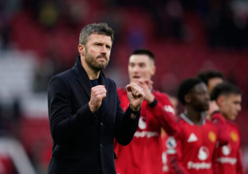 Tréner Carrick žiada vedenie Manchestru United, aby zvýšilo investície a tým aj šancu na titul