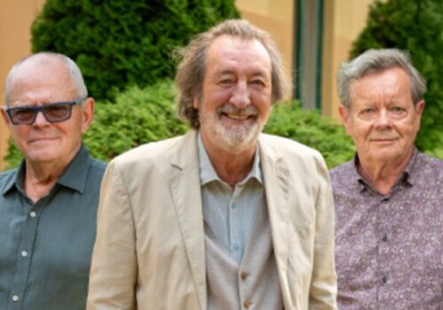 TV JOJ čoskoro prinesie na obrazovky nový komediálny seriál. Zahrali si v ňom najväčšie slovenské a české herecké legendy