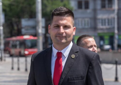 Róbert Švec zabojuje o post predsedu Nitrianskeho kraja, kandidátnu listinu už odovzdal