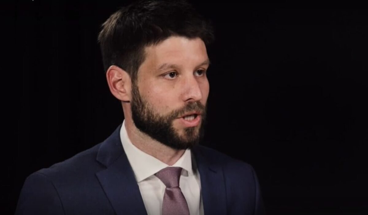 ŠIMEČKA: NEDOVOLÍME, ABY SA REFERENDOM MOHOL SKRÁTIŤ MANDÁT PARLAMENTU! TO BY SA FICO „ZABETÓNOVAL“ PRI MOCI!