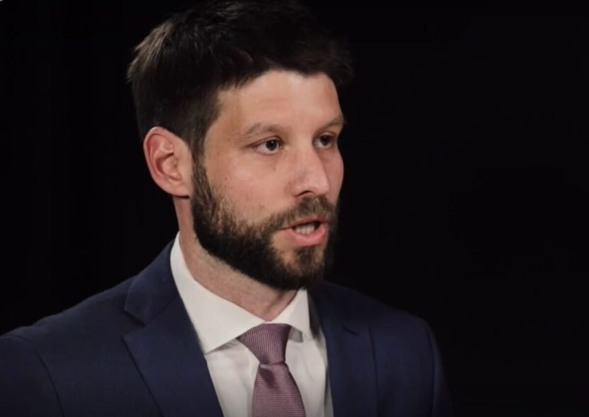ŠIMEČKA: NEDOVOLÍME, ABY SA REFERENDOM MOHOL SKRÁTIŤ MANDÁT PARLAMENTU! TO BY SA FICO „ZABETÓNOVAL“ PRI MOCI!